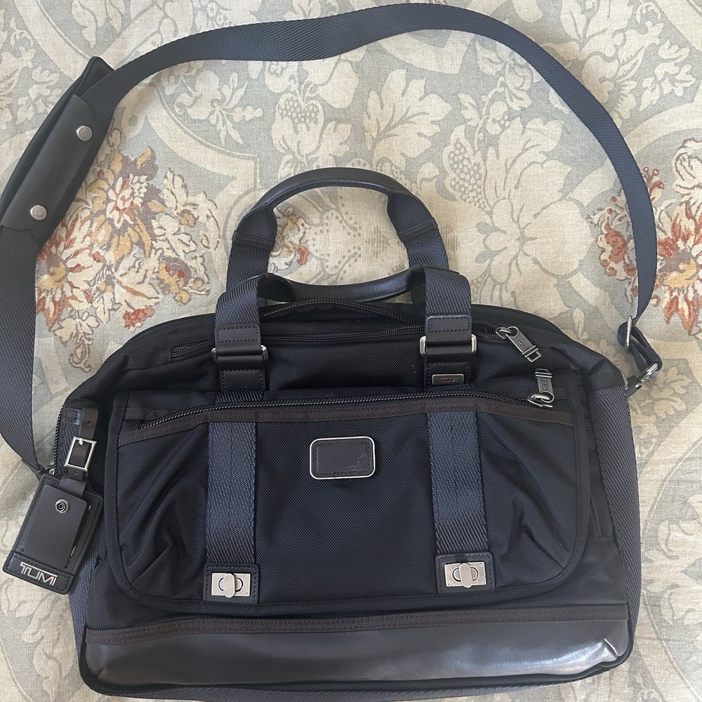 Tumi Alpha Bravo Pinckney Flap Brief Ballistic Nylon 22634 Travel Messenger